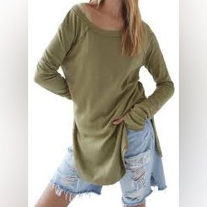 Free People We The Free Snowy Thermal Split top sz: Med